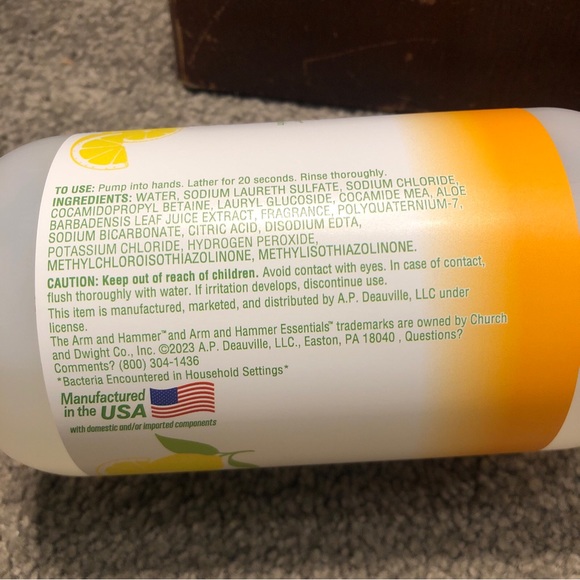 X2 Arm & Hammer Essentials Liquid Hand Soap FRESH LEMON w/ Baking Soda 14oz - Picture 4 of 6